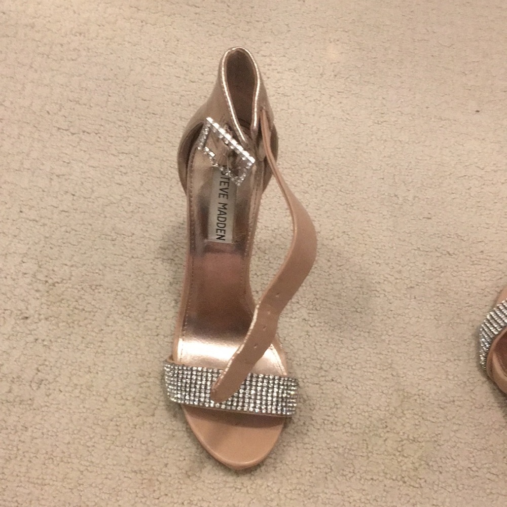 Host Pick: Steve Madden Marlen-R Rhinestone Ankle Strap Gold Stiletto 7.5 B - Picture 12 of 12